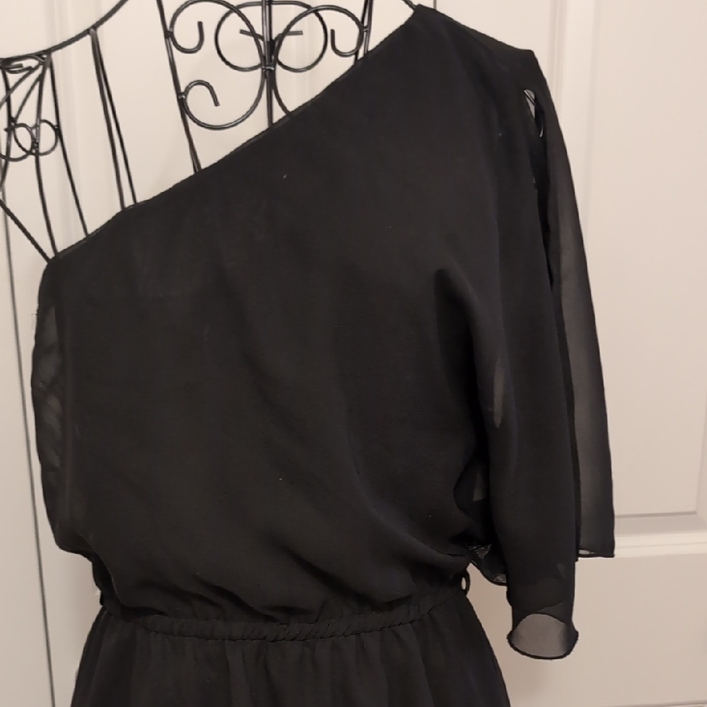 Wet Seal Black One-Shoulder Dress - Picture 3 of 5